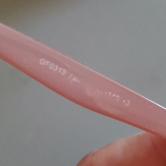 Guess Cat Eye Sunglasses Pink Rose Gold Mirrored Hardcase Women's WOMAN'S - Picture 12 of 15